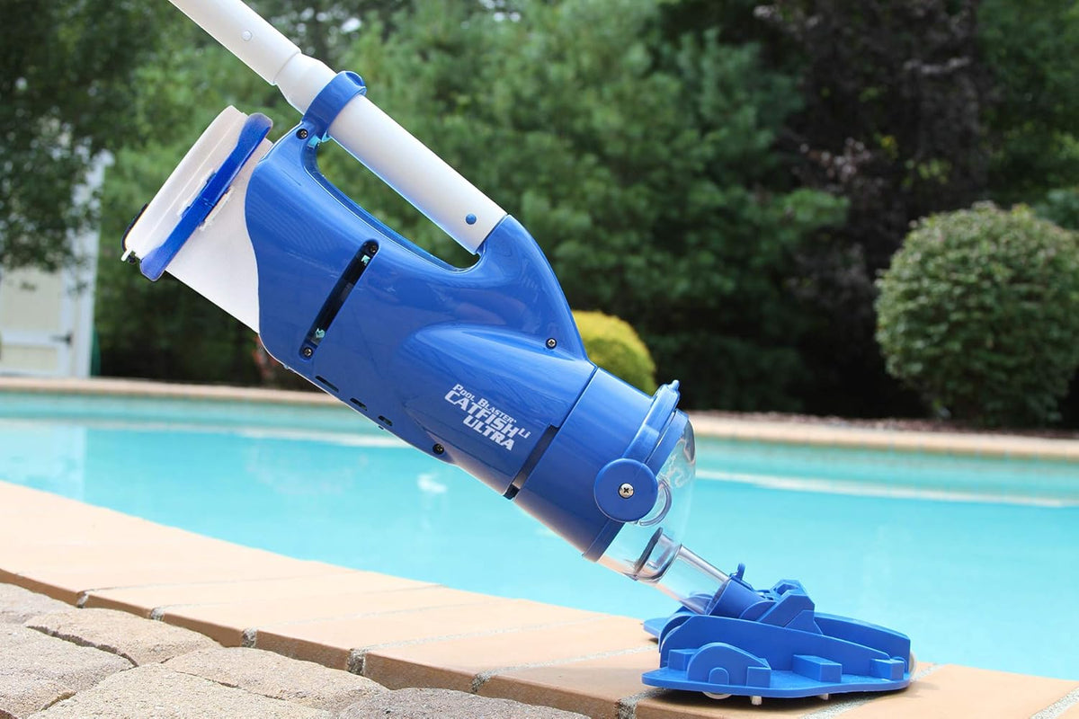 Cordless Handheld Pool Vacuum with Pole Set V7902