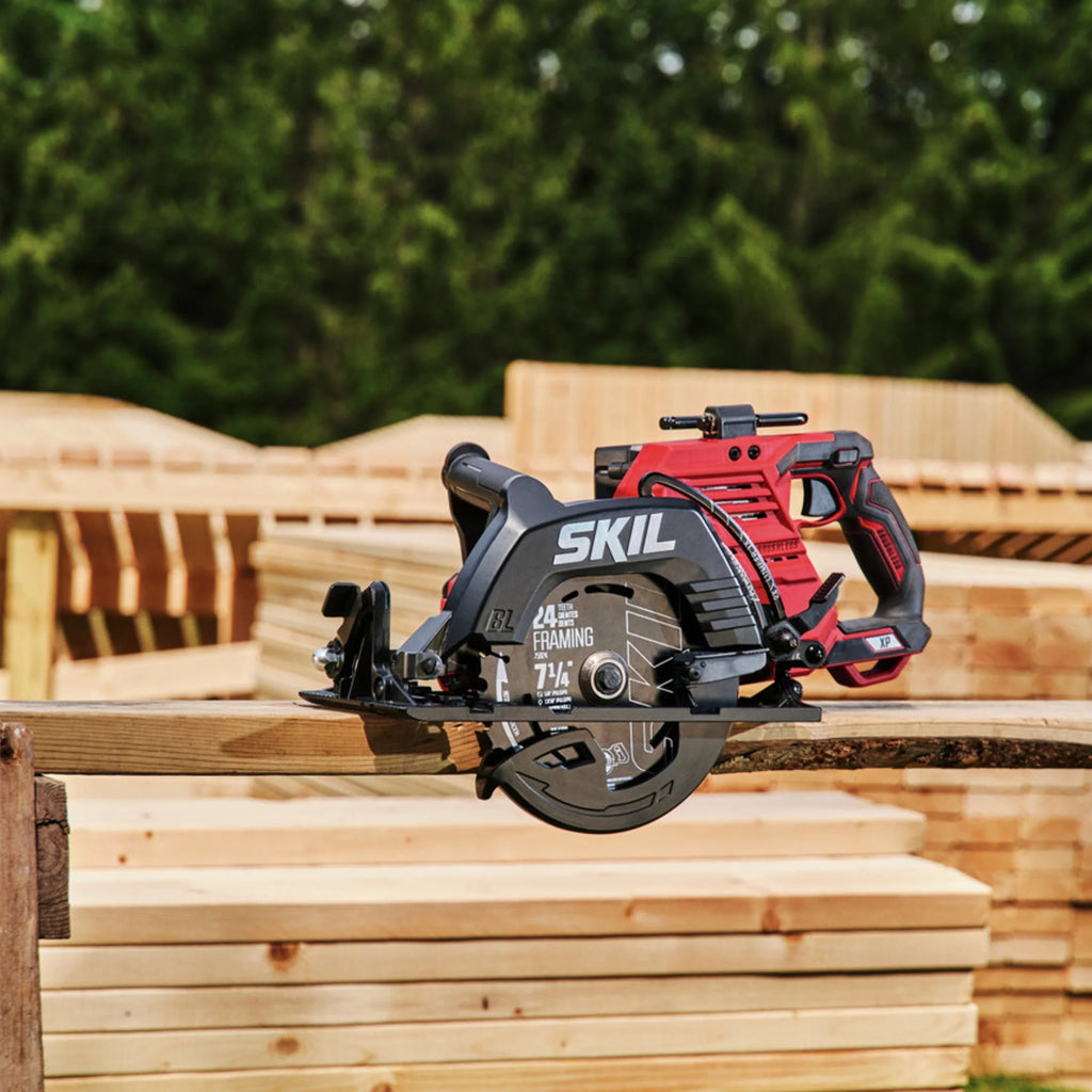 20 Volt Brushless 7-1/4 IN. Rear Handle Circular Saw U4213