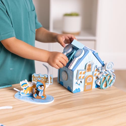Wooden Gingerbread House Play Set C1158