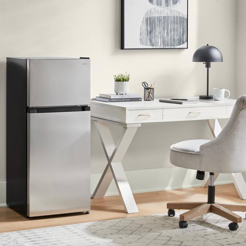 4.5 cu. ft. 2-Door Mini Refrigerator with Freezer L18503