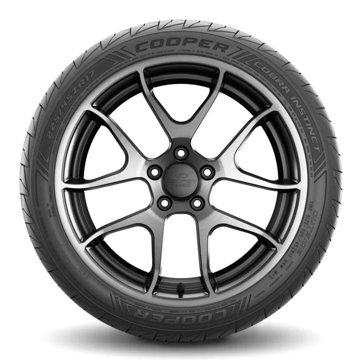 245/40ZR18 97Y Performance Tire Z24294