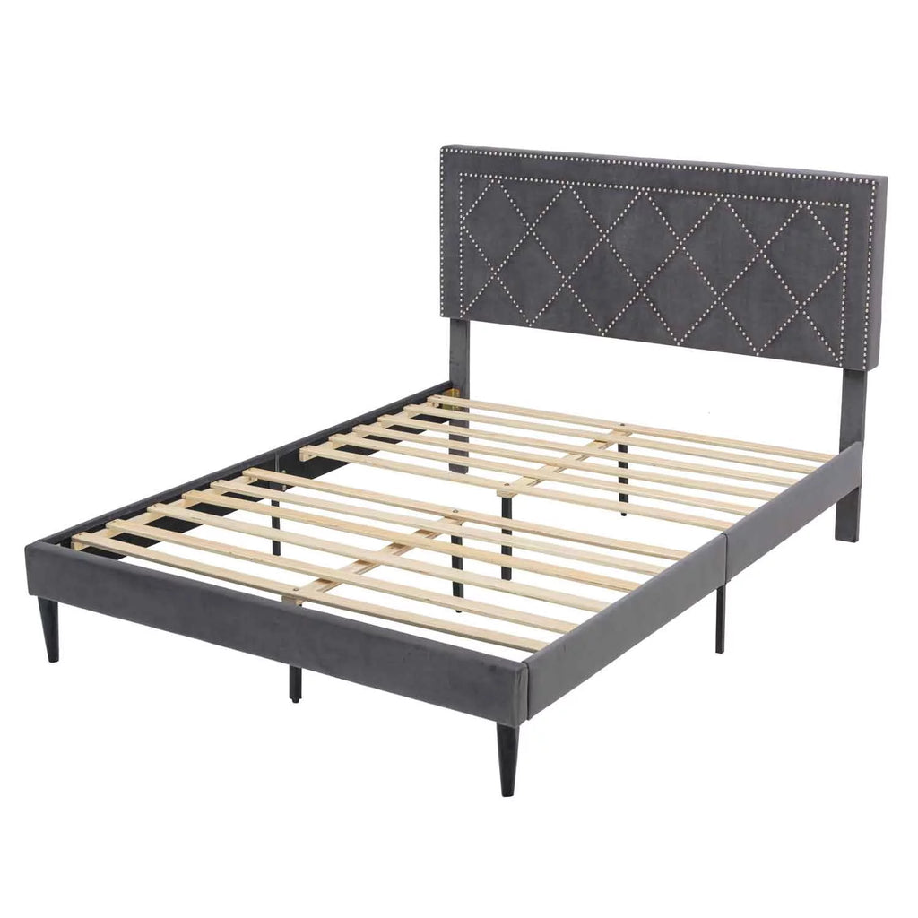 Queen Size Platform Bed with Wooden Frame M437